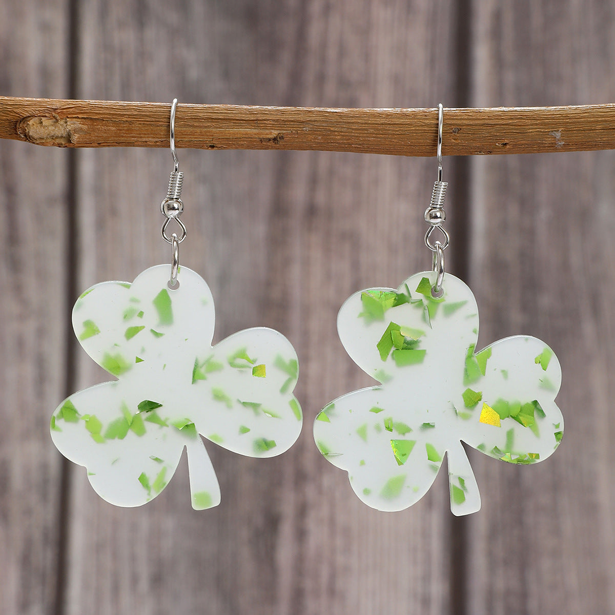 Wholesale St. Patrick's Day Clover Plant Acrylic Earrings Small Fresh High Elegant Leaf Earrings